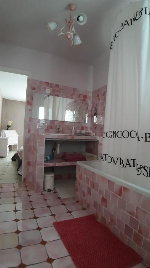 Mas Des Cigognes Bed & Breakfast Льо Тор Екстериор снимка