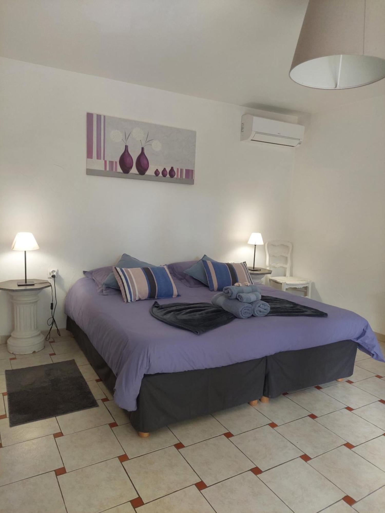 Mas Des Cigognes Bed & Breakfast Льо Тор Екстериор снимка